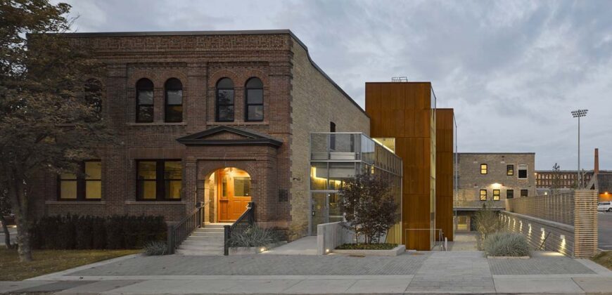 Store in 2025 Pacific Ave Venice Store in 2025 Pacific Ave Venice