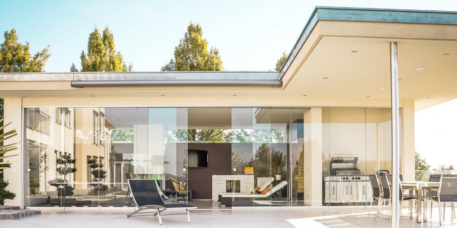 Three Bedrooms Room Luxurious Apartments